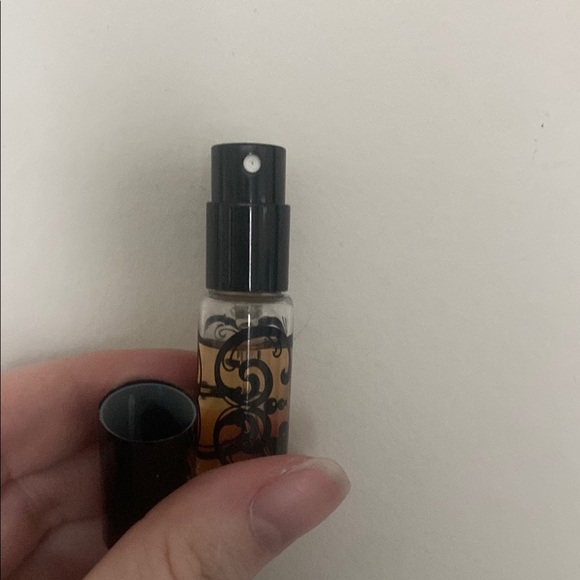 Kat Von D Discontinued SINNER perfume 4.5 ml/.15 fl oz - Picture 2 of 2